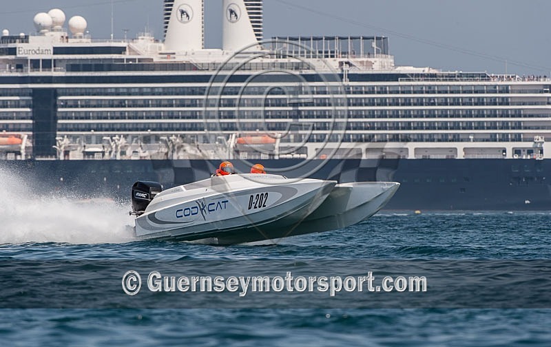 Powerboats_2013_Race-3-114 - RACE-3 LOWER HEADS