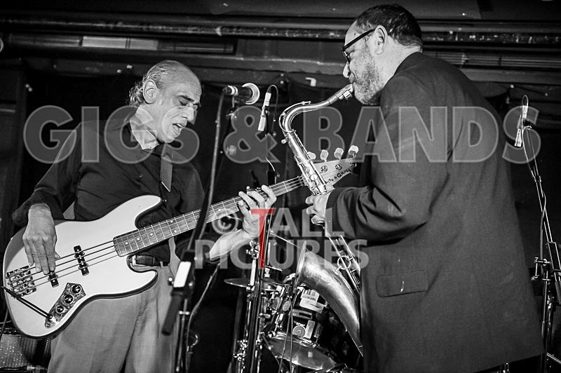 Norman Watt-Roy Band-16 - THE NORMAN WATT-ROY BAND with WILKO JOHNSON