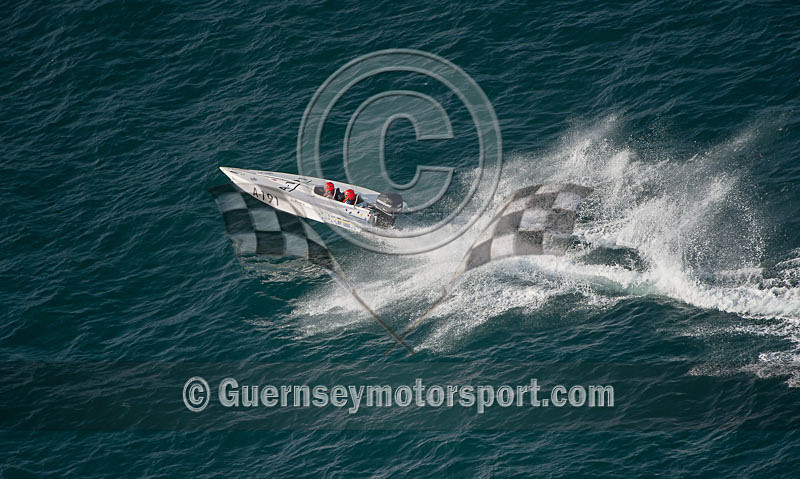 Worlds Powerboats_2014_Race-1-304 - UIM CLASS 3A & 3B WORLD OFFSHORE CHAMPIONSHIP_RACE-1
