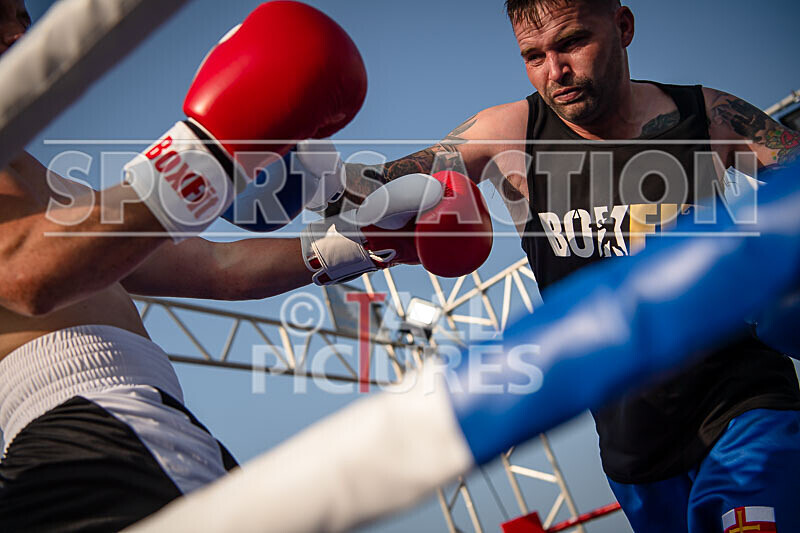 BOUT 7 - Brandon -Bravehart- Ashplant v Martin -the not so Ranging Bul - BOUT 7 - Brandon 'Bravehart' Ashplant v Martin 'the not so Ranging Bull' Le Prevost