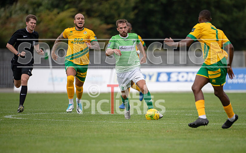 Guernsey FC v Ashford United-20 - GUERNSEY FC v ASHFORD UNITED