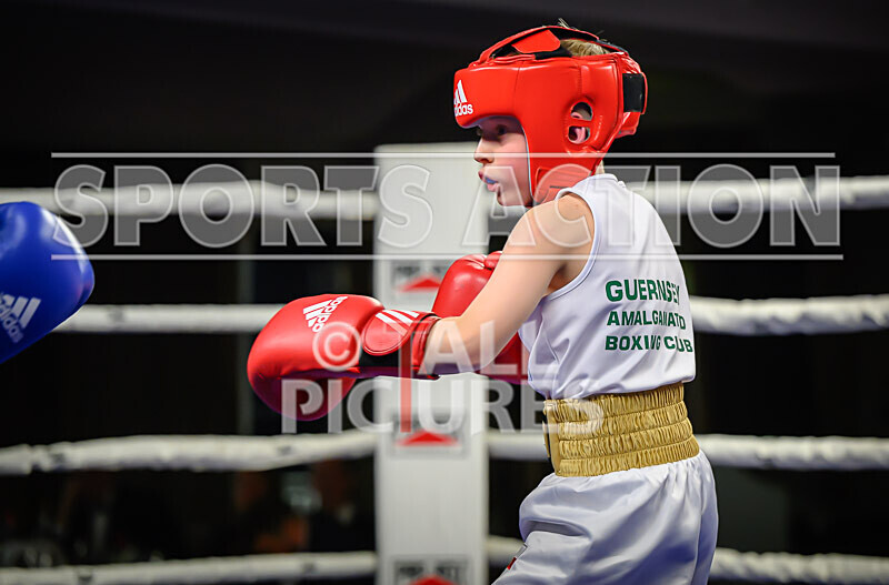 BOUT- 2 - Leon Watson v Callum Cain-9 - BOUT 2 - Leon Watson v Callum Cain