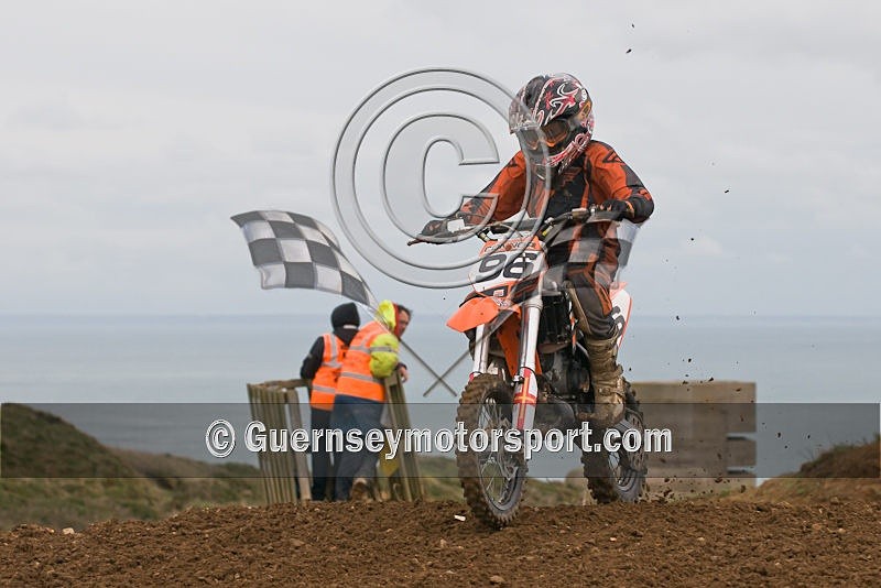 Moto-X_06-11-10-39 - MOTO-X_06-11-2010