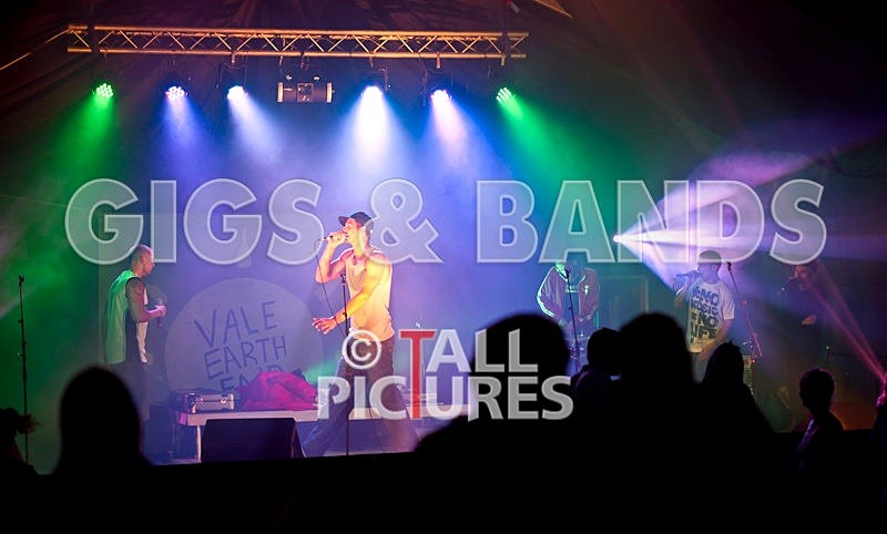 Asylum Seekas-21 - ASYLUM SEEKAS AT IVY CASTLE