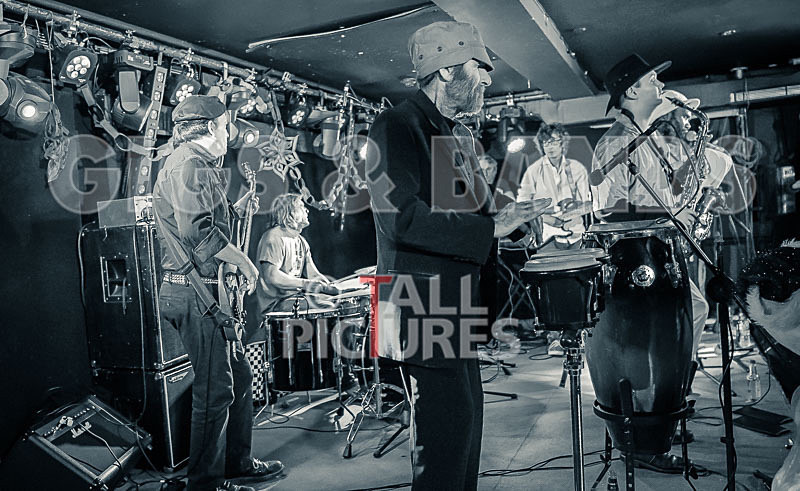 Tall Rich at the Fermain Tavern-19 - TALL RICH