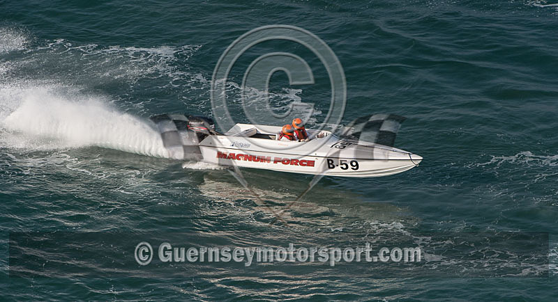 Worlds Powerboats_2014_Race-1-139 - UIM CLASS 3A & 3B WORLD OFFSHORE CHAMPIONSHIP_RACE-1