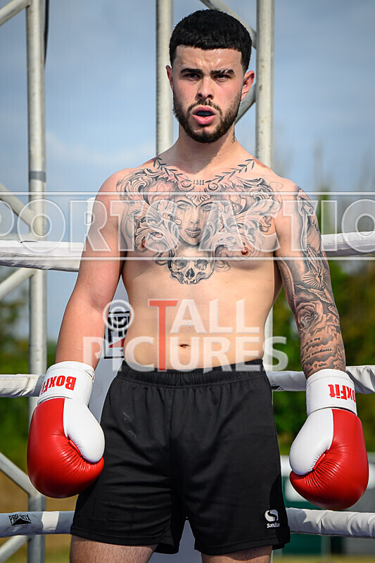 BOUT 6 - Keith the Terror of Tyneside v Sisco El Diablo Freitas-36 - BOUT 6 - Keith 'the Terror of Tyneside' v Sisco 'El Diablo' Freitas