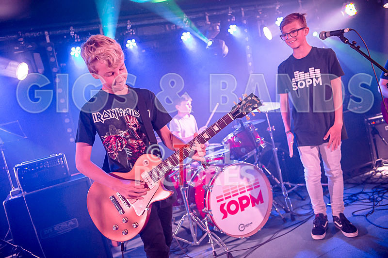 World on Fire-6 - WORLD ON FIRE