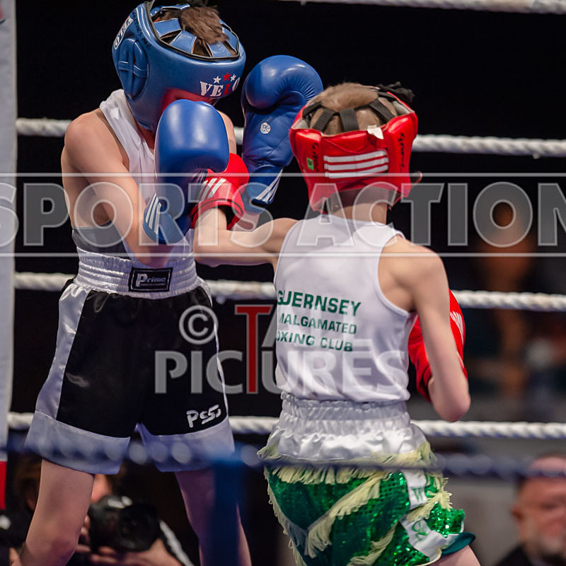 BOUT-2 - Arnie Watson v Noah Merriman-18 - BOUT-2 - Arnie Watson v Noah Merriman