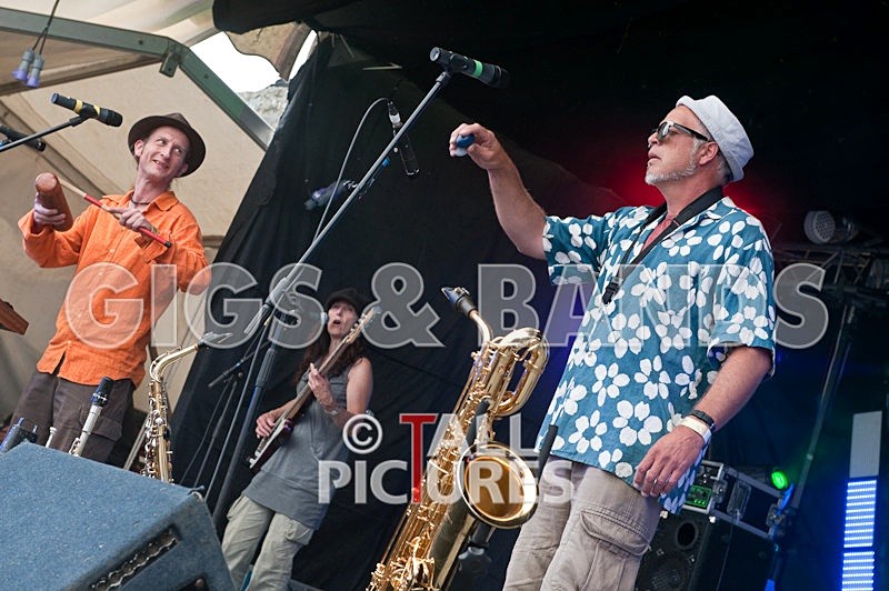 Boy Le Monti-10 - VALE EARTH FAIR 2009