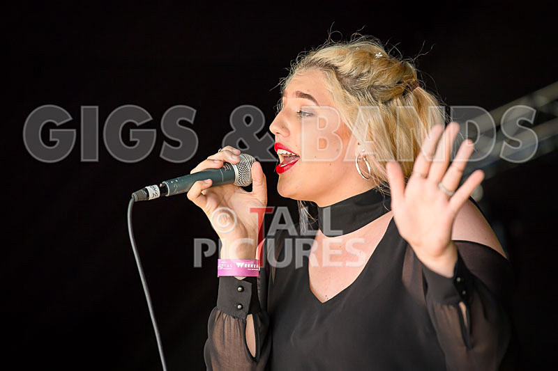 Issie  Ricky-1 - ISSIE & RICKY