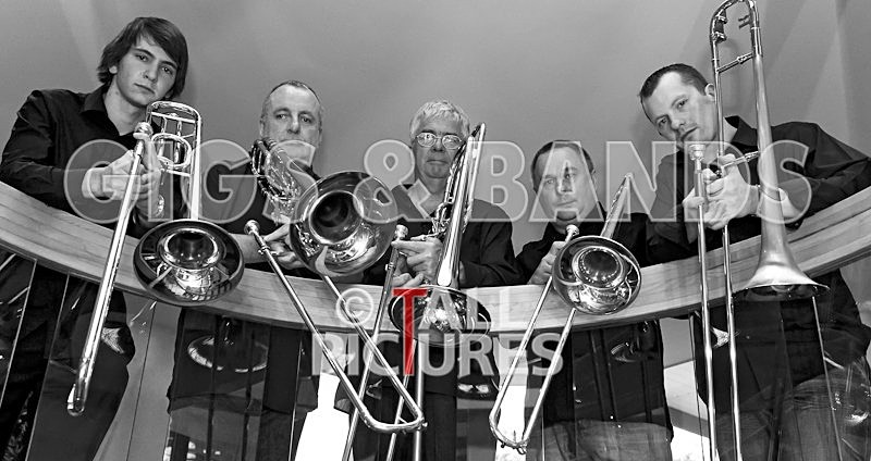 Boneheads-19_BW - THE BONEHEADS