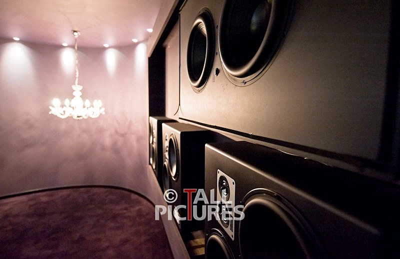 Avolution_Photoshoot-7-15 - CINEMA ROOM