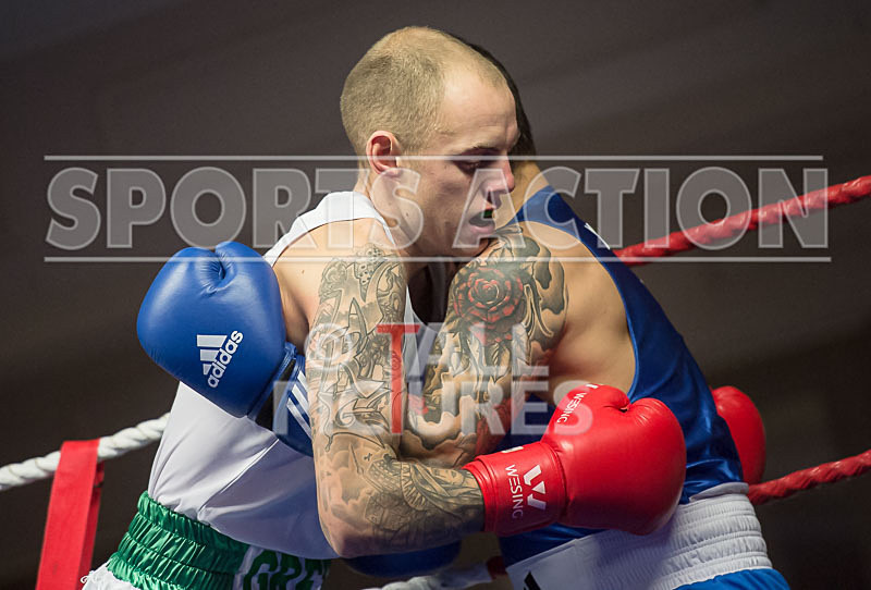 Bout 6 - Nathan Green v Sean Gibbs-1 - DINNER BOXING_20-11-2015 - THE PRESS EDIT