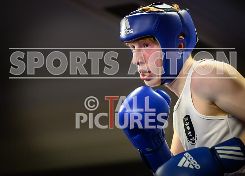 BOUT- 5 - Finn Walsh v Alix Watkins-21 - BOUT: 5 - Finn Walsh v Alix Watkins