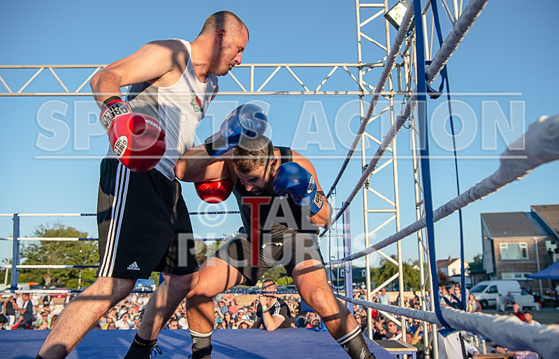 BOUT-10- Rob The Hammer Newton v Lee Alan Ted  Reggie Renouf-13 - BOUT-10 Rob 'The Hammer' Newton v Lee' Alan, Ted & Reggie' Renouf