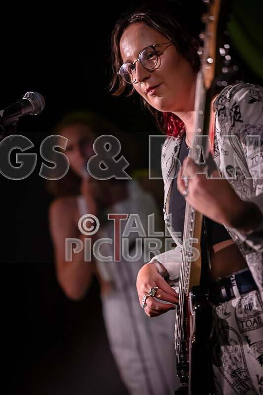 The Pips-117 - THE PIPS