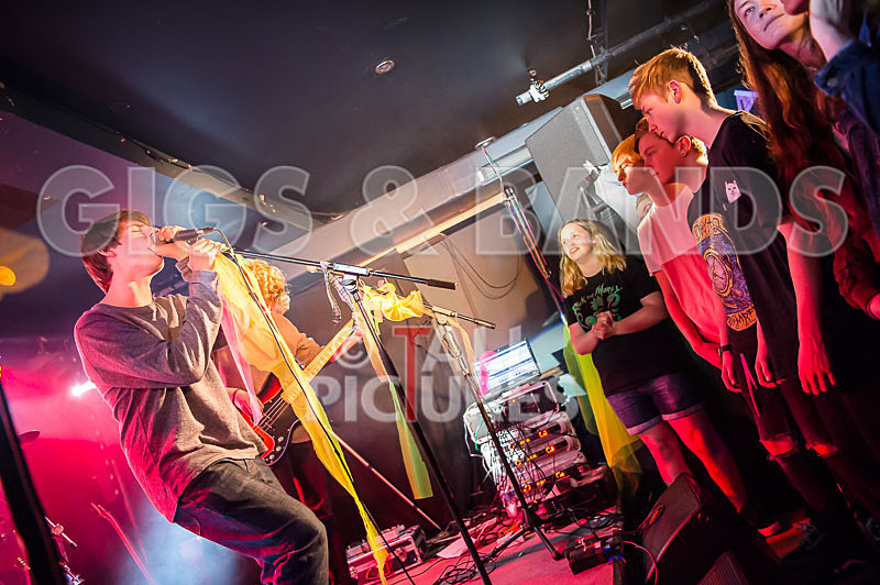 Isle Stone-33 - ISLE STONE