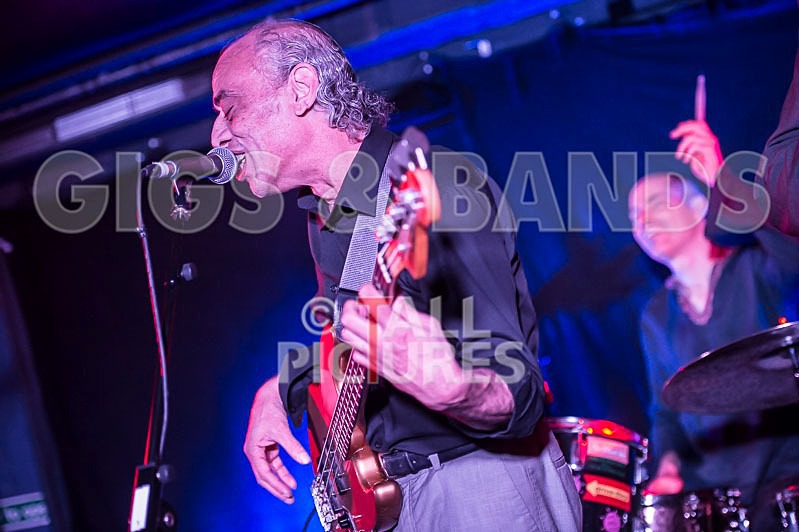 Norman Watt-Roy Band-2 - THE NORMAN WATT-ROY BAND with WILKO JOHNSON