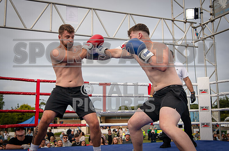BOUT 13- Scott the Machete Mourant v Sam the Stalker Ferry-4 - BOUT 13- Scott 'the Machete' Mourant v Sam 'the Stalker' Ferry