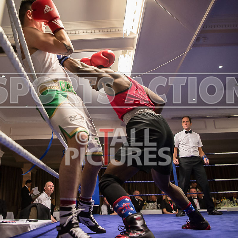 Bout - 11_Casey De La Mare v Babatunji Ogiunniya-12 - Bout - 11_Casey De La Mare v Babatunji Ogiunniya