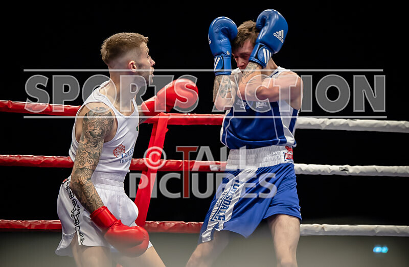 BOUT 5- Scott Little v Corey Rivers-38 - BOUT 5: Scott Little v Corey Rivers