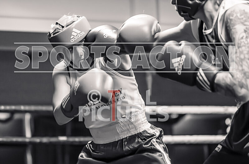 BOUT- 7_Emma Martin v Stephanie Adlington-17 - BOUT 7_Emma Martin v Stephanie Adlington