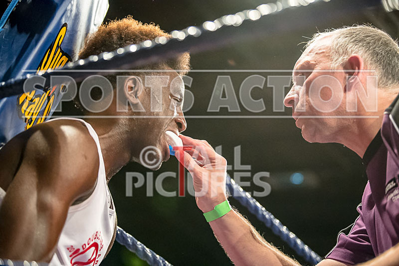 BOUT-5 Niall Adams v Chijioke Amechi-13 - BOUT-5 Niall Adams v Chijioke Amechi
