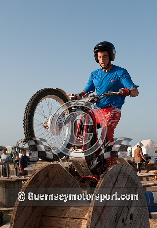 West Trials-1 - GMC&CC WEST SHOW DEMONSTRATION