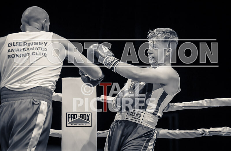 BOUT 9- Cameron Hards v Alex Sanderson-3 - BOUT 9: Cameron Hards v Alex Sanderson