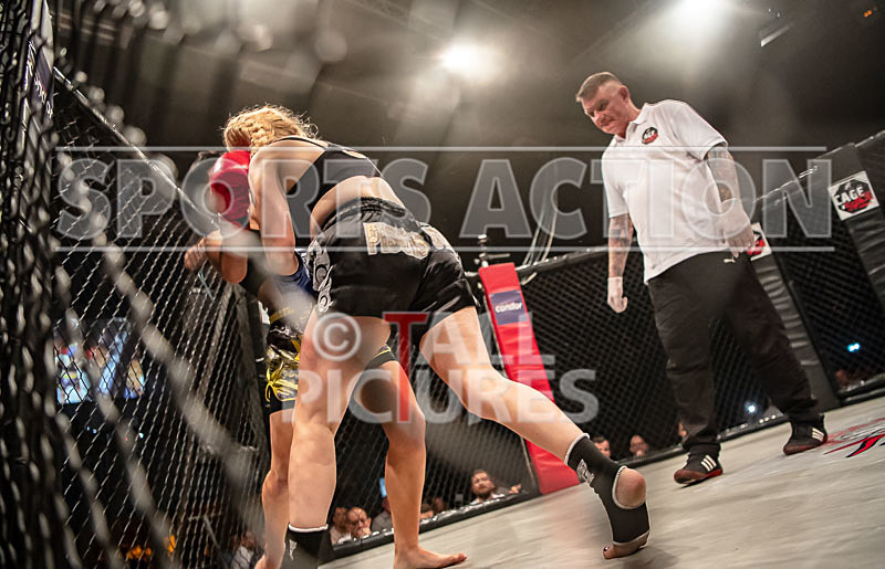 BOUT-7- Carol Crowther v Charise Mourant-39 - BOUT-7 Carol Crowther v Charise Mourant