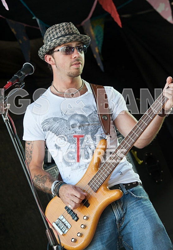 Hippie Picnic-2 - HIPPIE PICNIC