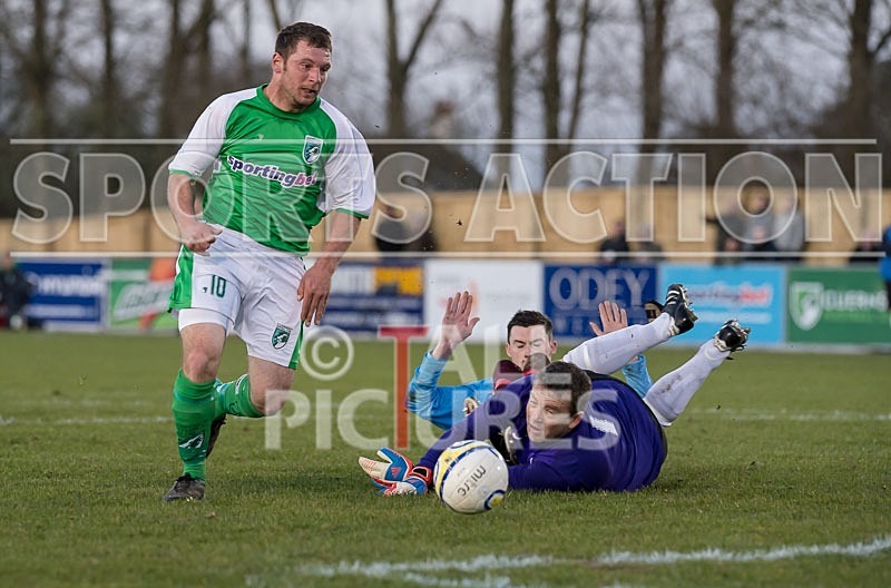 Guernsey FC v Horley Town-4 - GUERNSEY FC v HORLEY TOWN