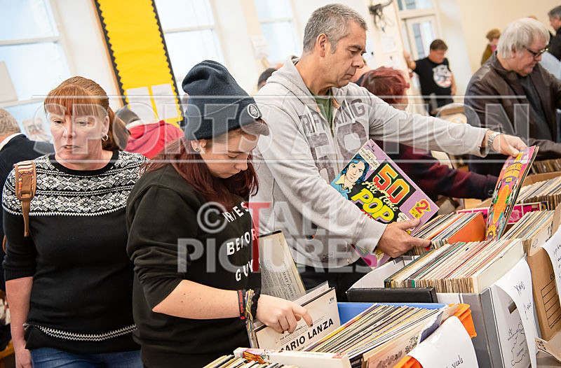 Record Fair_02-12-2018-2 - 2018 CHRISTMAS RECORD FAIR