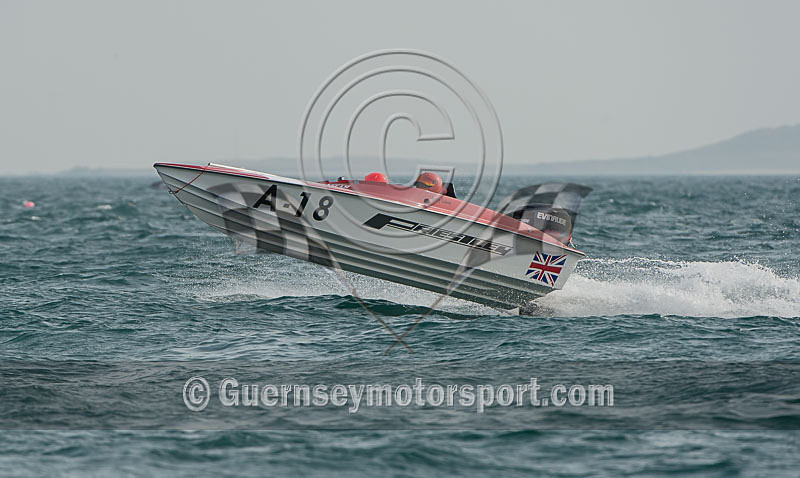Worlds Powerboats_2014_Race-2-168 - UIM CLASS 3A & 3B WORLD OFFSHORE CHAMPIONSHIP_RACE-2