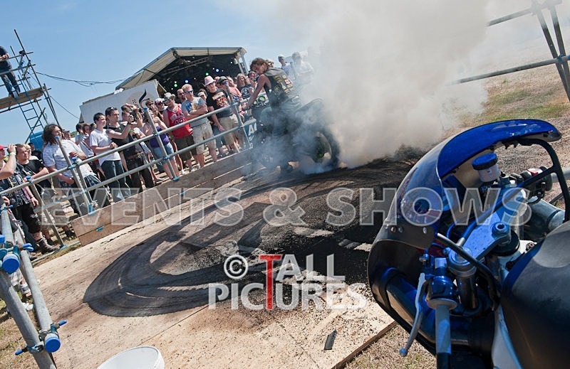 Greenman Burnout-28 - GREENMAN BURNOUTS 2010