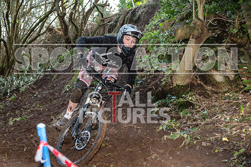 MTB Downhill_19-01-2020-16 - MTB WINTER DOWNHILL 2020_ROUND-2