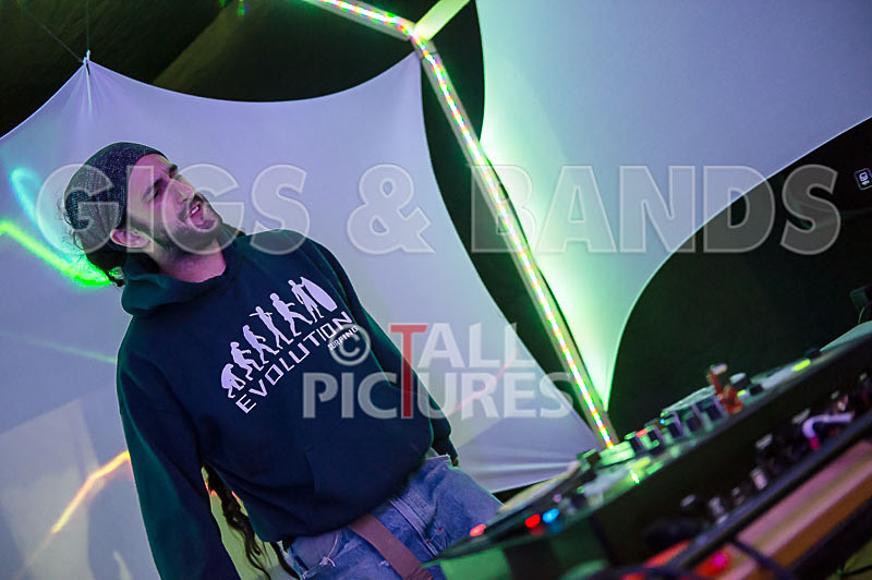 The Peace Tent_2015-9 - CHAOS PEACE TENT 2015