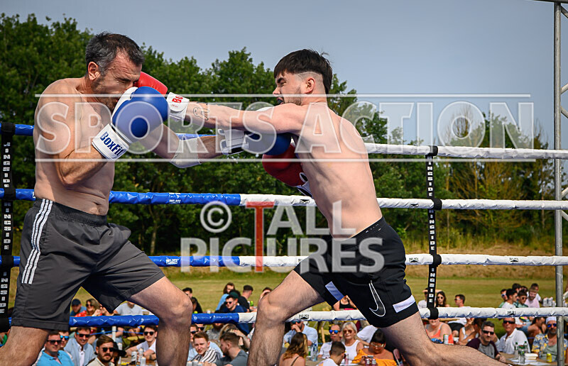 BOUT 2 - Roland 30 Seconds Archer v Sam Heart Breaker Catto-37 - BOUT 2 - Roland '30 Seconds' Archer v Sam 'Heart Breaker' Catto