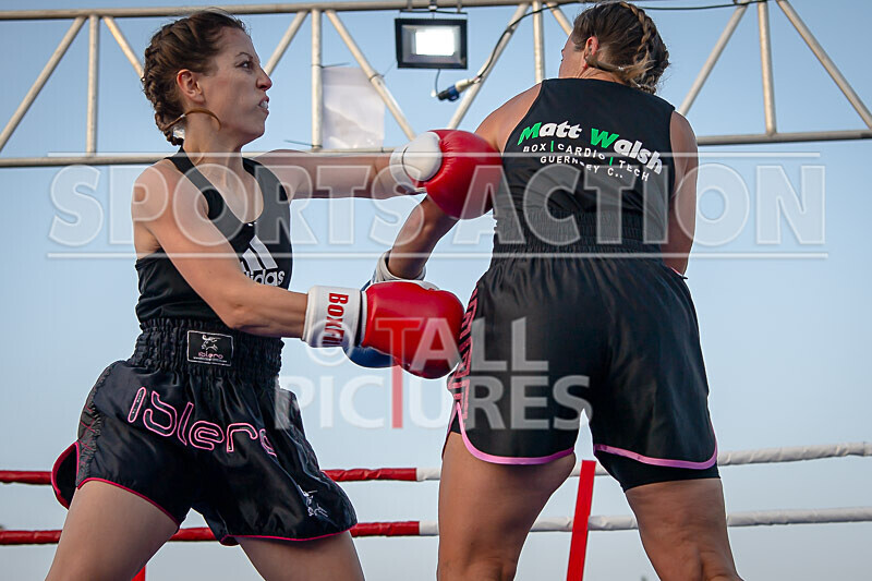 BOUT 13 - Jo -the Hammer- Wheatley v Fran -the Force- Field-45 - BOUT 13 - Jo 'the Hammer' Wheatley v Fran 'the Force' Field