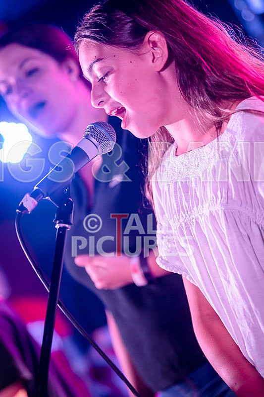 The Goo Fighters-25 - THE GOO FIGHTERS