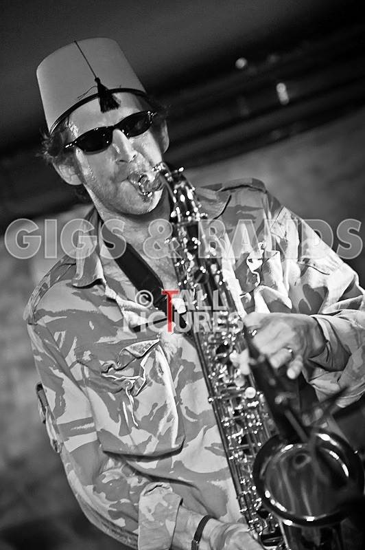 Sons of the Desert-30 - SONS OF THE DESERT