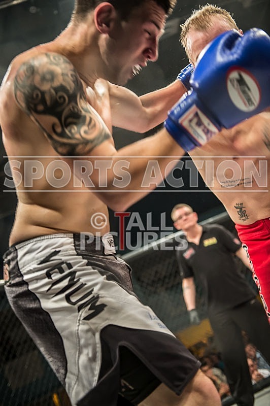 Cage Fighting_2012_Bout 3-18 - BOUT-3