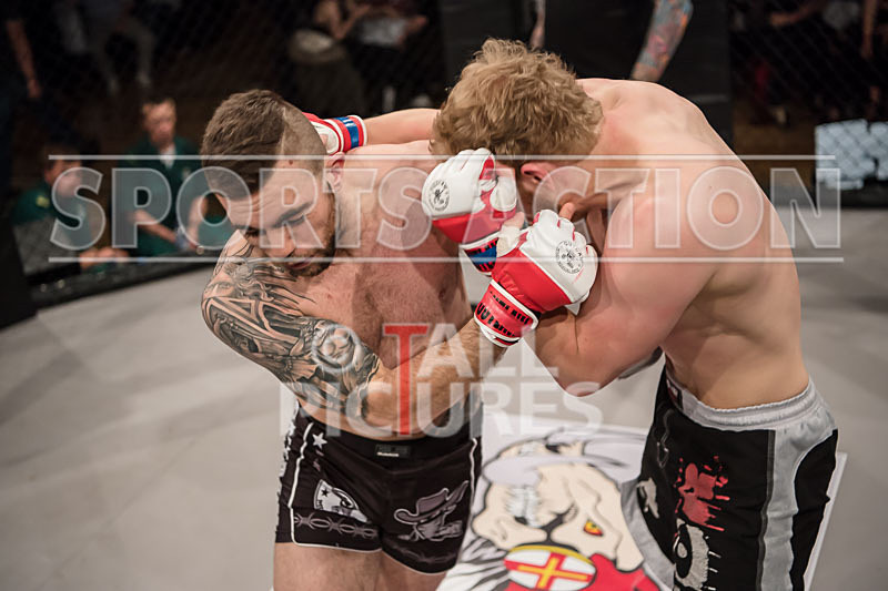 Lucas Brand v Josh Ozanne-32 - BOUT-10 Lucas Brand v Josh Ozanne