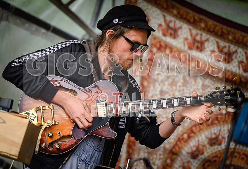 Le Beaubo-26 - LE BEAUBO