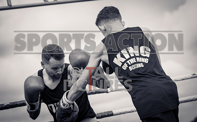 BOUT 3- Martin the not so Raging Bull Le Prevost v Ben Hizzy Hislop-15 - BOUT 3- Martin 'the not so Raging Bull' Le Prevost v Ben 'Hizzy' Hislop