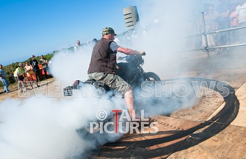 Greenman Burnout-8 - GREENMAN BURNOUTS 2010