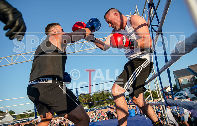 BOUT-10- Rob The Hammer Newton v Lee Alan Ted  Reggie Renouf-9 - BOUT-10 Rob 'The Hammer' Newton v Lee' Alan, Ted & Reggie' Renouf