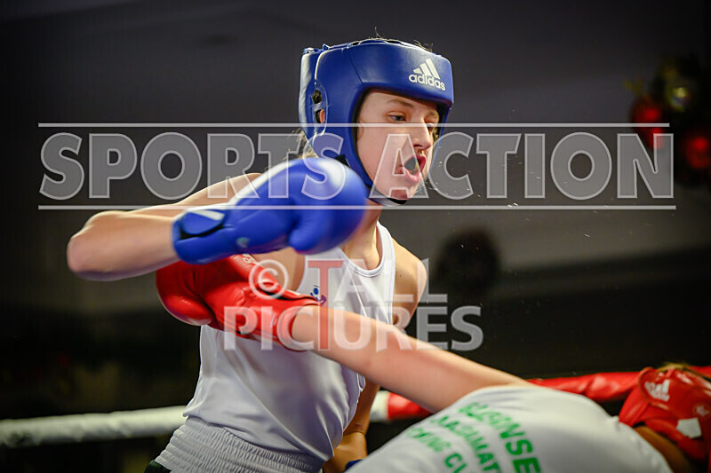 BOUT- 3_Louie Quertier v Archie Kirk-12 - BOUT 3_Louie Quertier v Archie Kirk