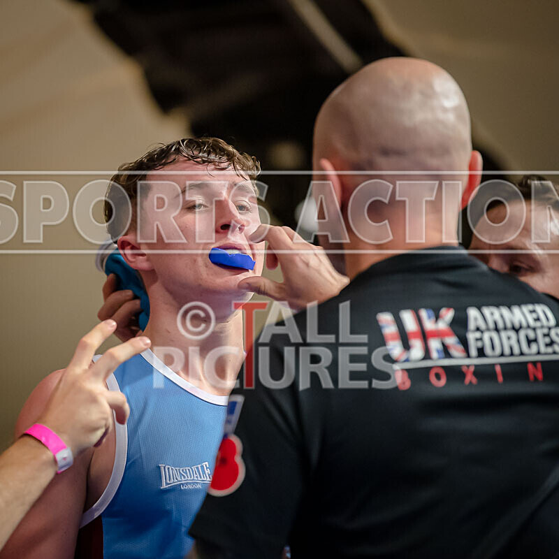 BOUT 11_Niall Adams v Blaine Lambert-23 - BOUT 11_Niall Adams v Blaine Lambert